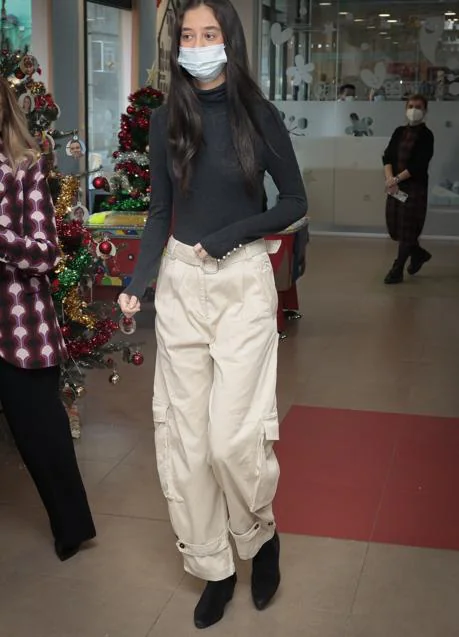 MODA: Los pantalones cargo de Zara de Victoria Federica que tienes que  copiar