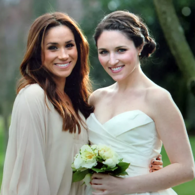 Meghan Markle junto a su sobrina, Ashleigh Hale, el día de su boda