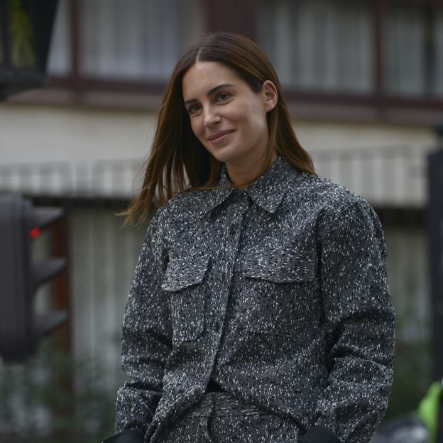 Así es la nueva versión de la chaqueta tweed más vendida de Mango