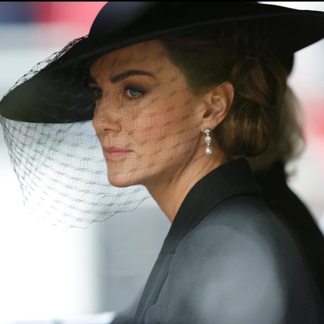 Kate Middleton, de luto, recibe nuevas críticas por su escasa agenda oficial/gtres