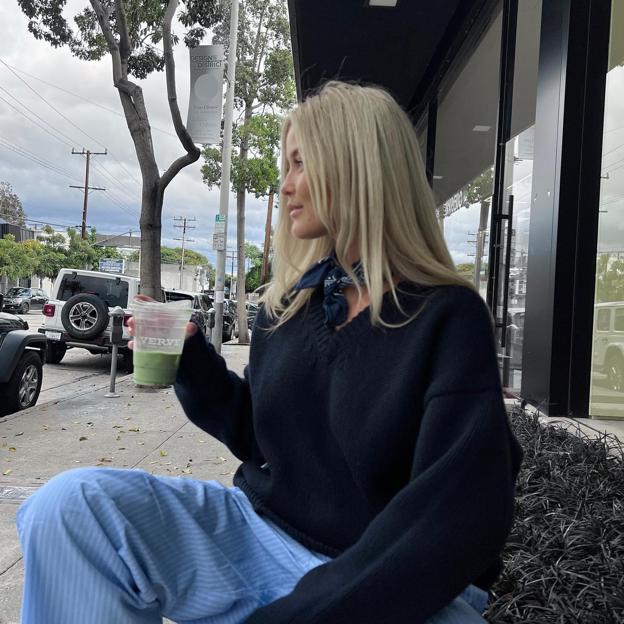 Influencer Josefine H.J. con té matcha