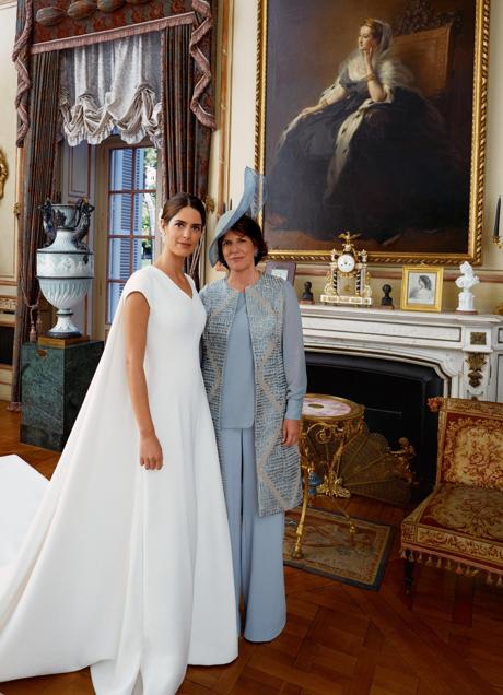 Sofía Palazuelo junto a su madre, Sofía Barroso, el día de su boda. Foto: Gtres