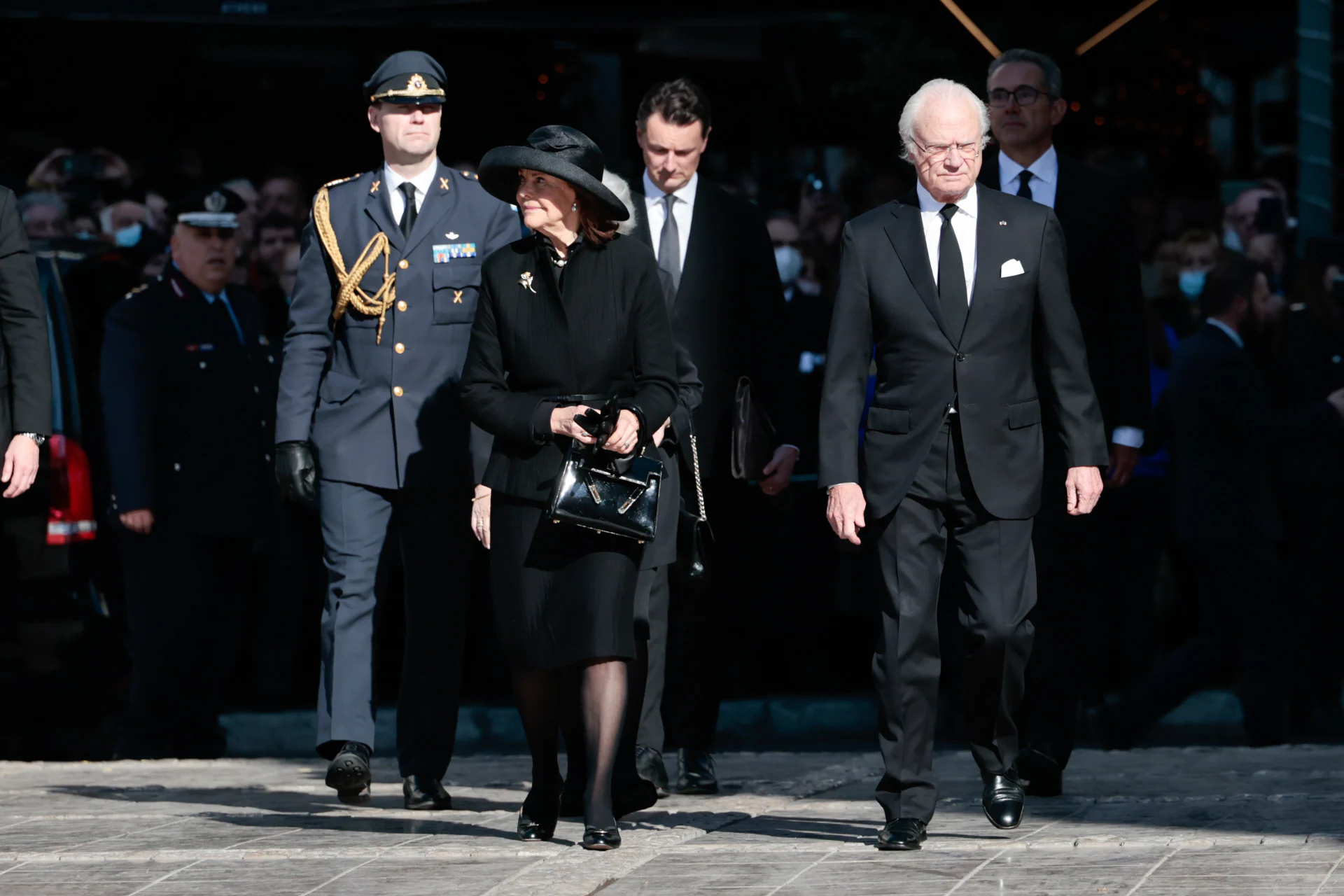 Invitados en el funeral de Constantino de Grecia: Carlos Gustavo y Silvia de Suecia