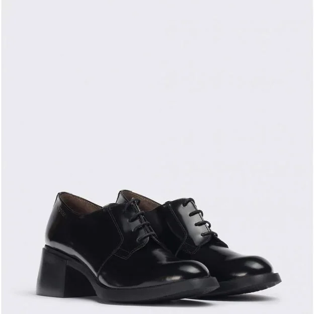 MODA: Los zapatos oxford de rebajas, elegantes y cómodos que las mejor llevan sus looks oficina | Mujer Hoy