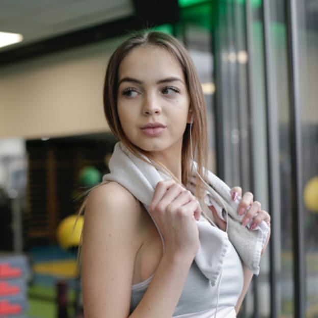 Chica en el gimnasio