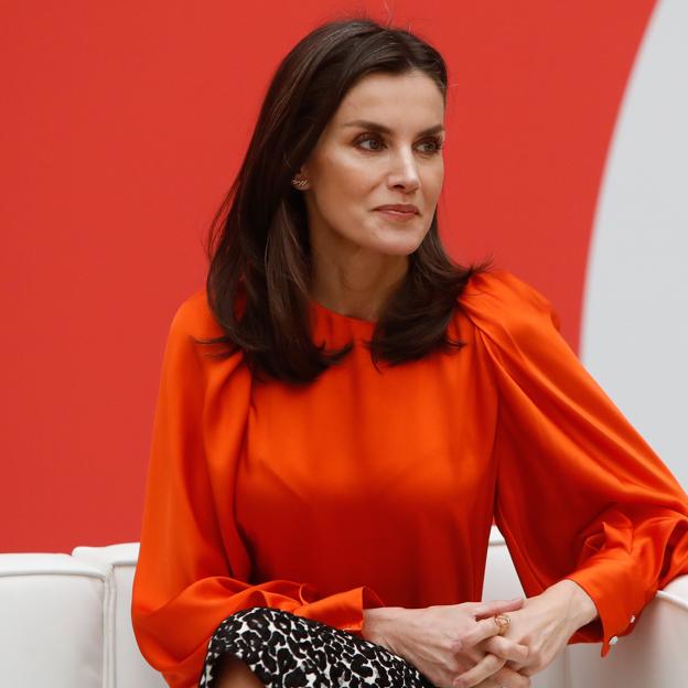 La marca de zapatos favorita de la reina Letizia ya tiene su versión made in Spain del calzado de doble faz de moda