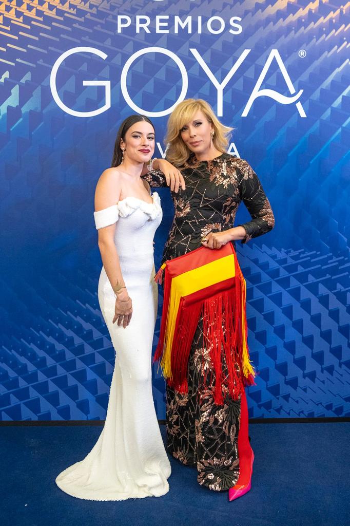 Los mejores looks de los premios Goya: Blanca Paloma y María Eizaguirre