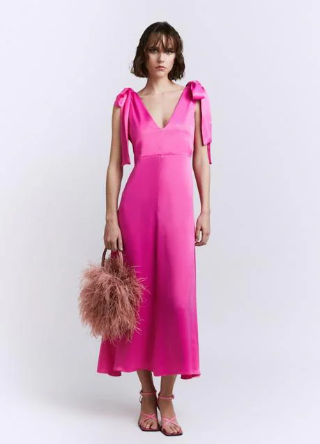 Sfera pink dress (69.95 euros)