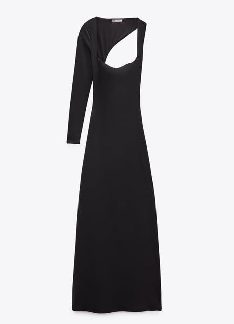 El vestido negro de Zara sostenible.