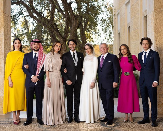 Todos los detalles de la boda relámpago de Iman de Jordania y Jameel Alexander Thermiotis: del lookazo de Rania a la única invitada española