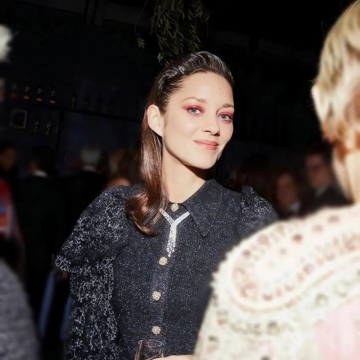 Marion Cotillard./@cotillardbae