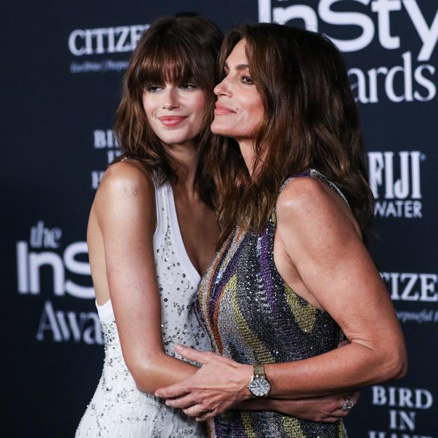 Cindy Crawford y su hija Kaia Gerber en los Premios InStyle. 