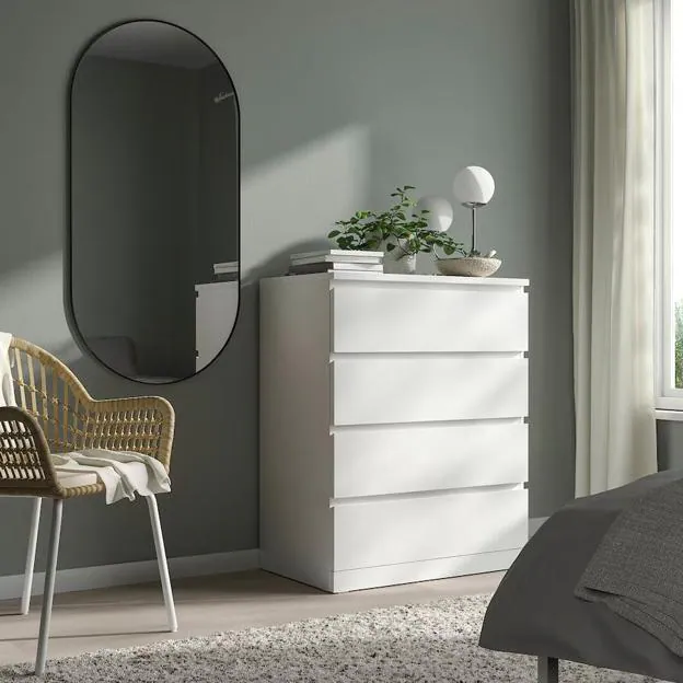 La cómoda barata de Ikea con la que completar y ordenar el dormitorio de  forma minimalista y funcional (por menos de 50 euros)