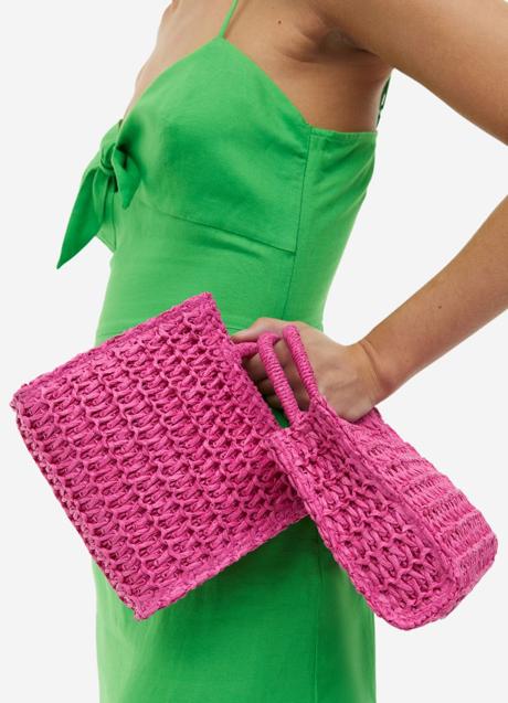 Bolso rosa de H&M (15,99 euros)