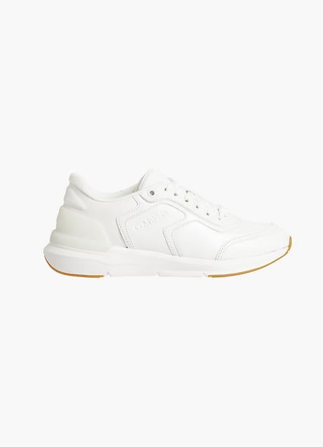 Zapatillas de piel sintética reciclada de Calvin Klein, 64€.