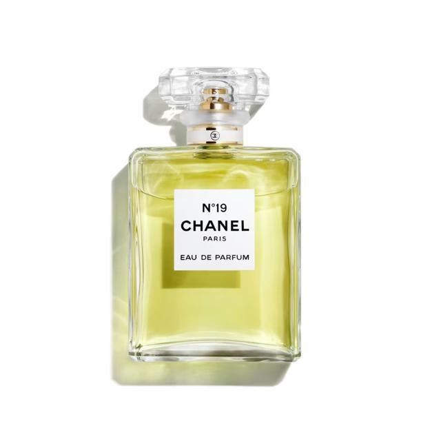 Perfume Chanel No. 19.