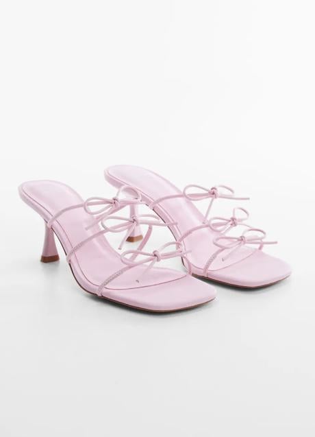 Sandalias rosas de Mango (49,99 euros)