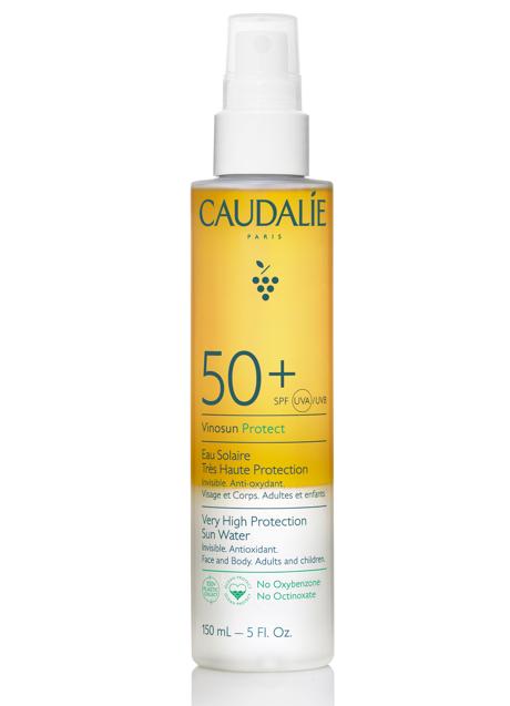 Agua Solar de Muy Alta Protección SPF 50+ de Caudalie. (28,90 euros/150 ml).