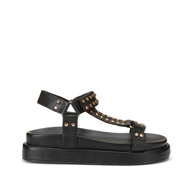 Sandalia negra con plataforma de La Redoute, 64,99 euros.