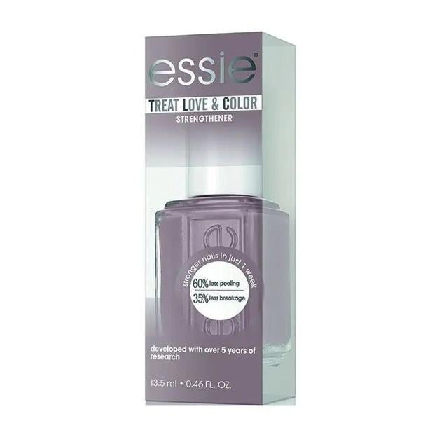 Esmalte de uñas 90 On the Mauve de Essie (9,99 euros).