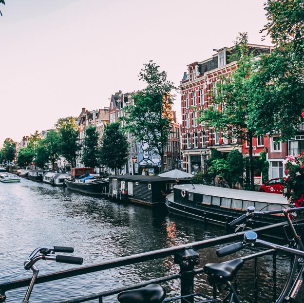 Canales de Ámsterdam