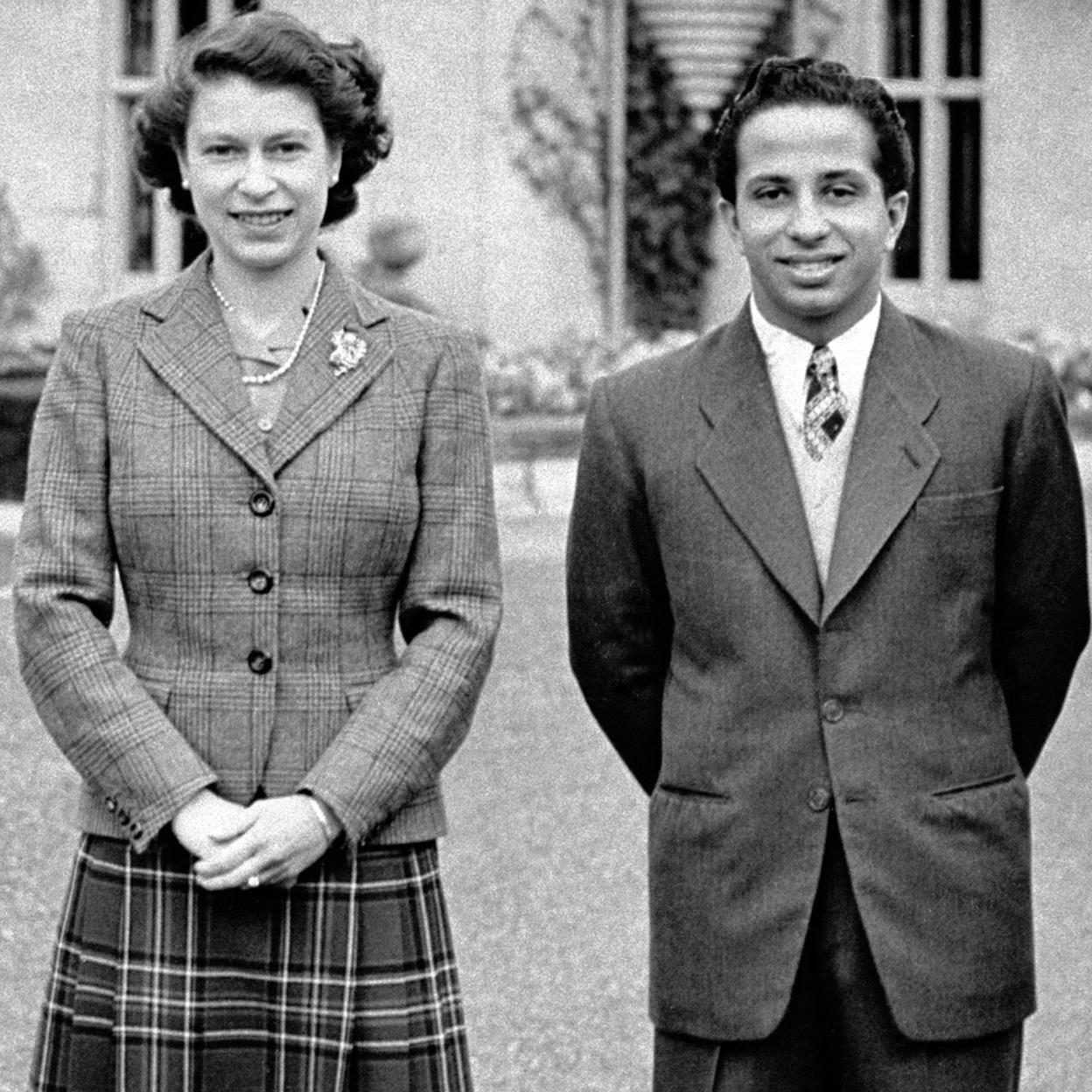 Faisal II junto a la reina Isabel. /gtres