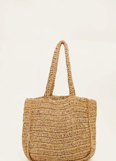 Bolso de rafia de Stradivarius de H&M (29,99 euros)