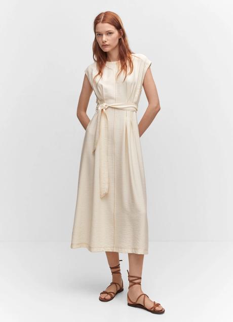 Vestido blanco de Mango (29,99 euros)