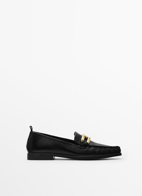 Mocasines de piel de Massimo Dutti (89,95 euros)