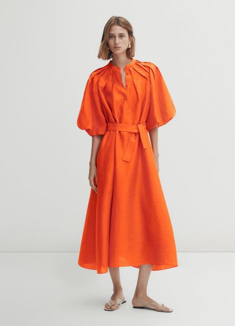 Vestido naranja de Massimo Dutti (149 euros)