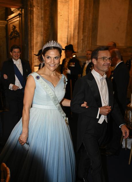 Victoria de Suecia en la cena de gala por el jubileo de oro del rey Carlos XVI Gustavo. / GTRES