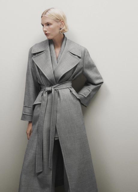 Trench gris de Massimo Dutti (299 euros)