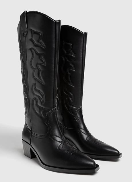 Botas altas de Stradivarius (49,95 euros)