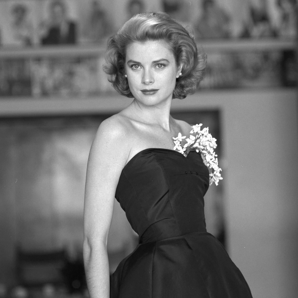 Grace Kelly en una imagen de archivo junto a la prensa. //GETTY