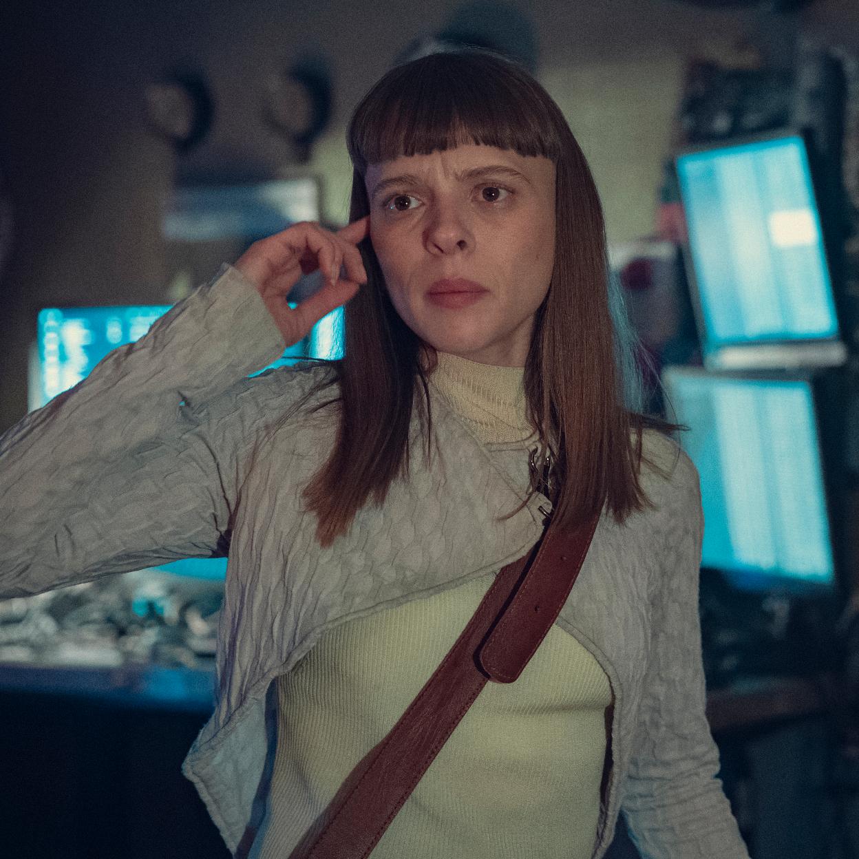 Shira Hass como la detective Maplewood en una imagen de la miniserie de Netflix, Cadáveres./netflix