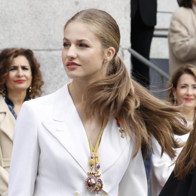 La princesa Leonor durante la jura de la Constitución. 