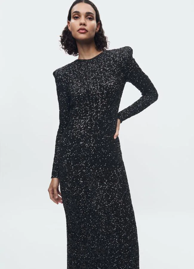 Vestido de lentejuelas con hombreras de Zara Woman Collection