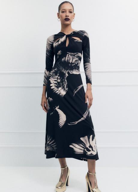 Vestido estampado de Sfera (29,99 euros)