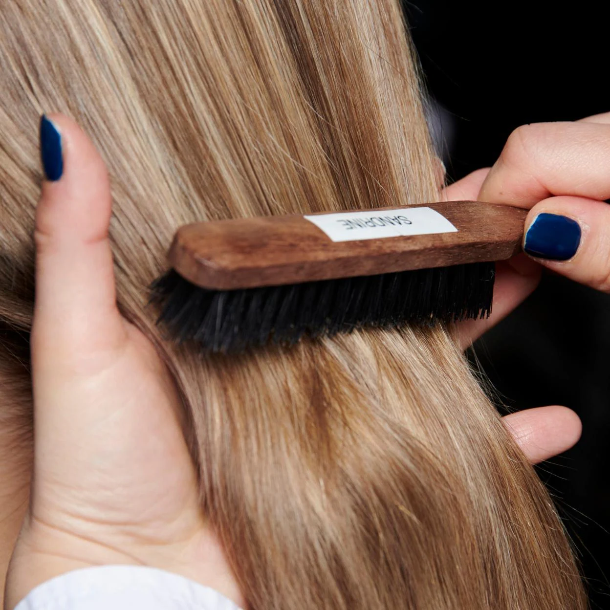 Los nuevos cepillos de pelo hacen que tu cabello te crezca más fuerte y  mantienen tu melena limpia por más tiempo