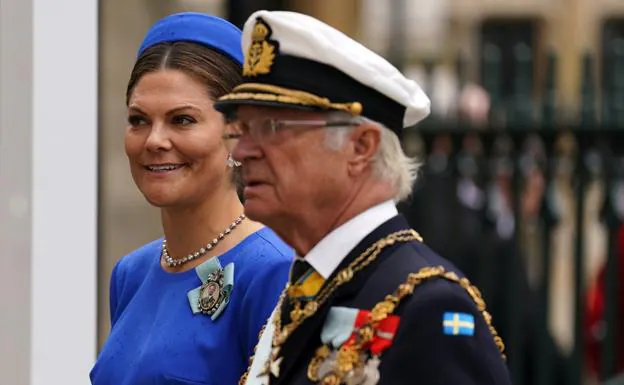 Victoria de Suecia junto al rey Carlos Gustavo en una imagen reciente. / 