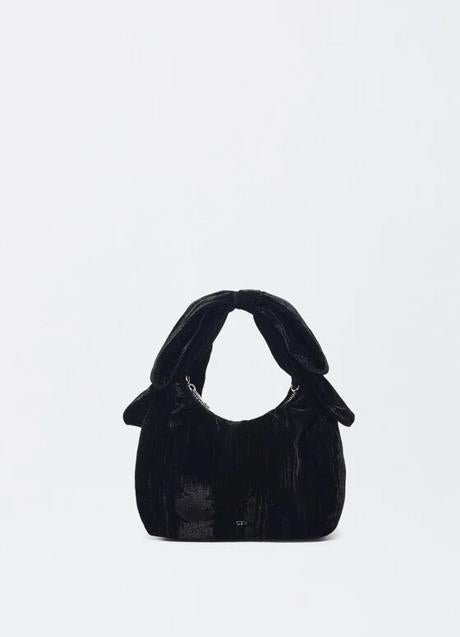 Bolso de terciopelo de Parfois (23,99 euros)