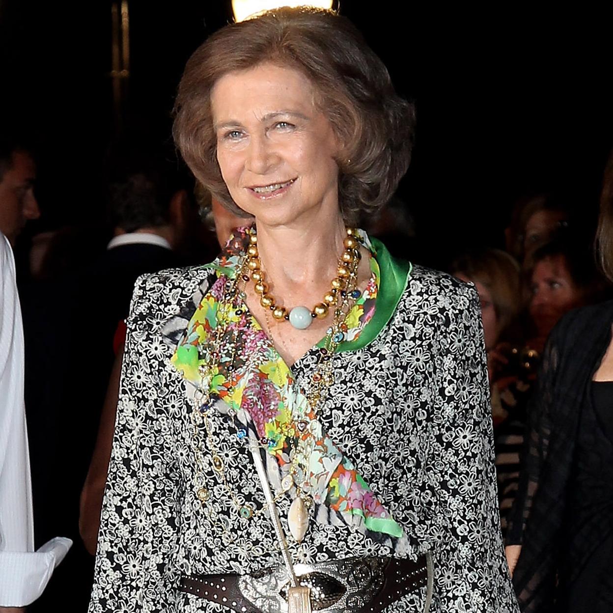 La reina Sofía, con el vestido de la polémica. /GETTY IMAGES