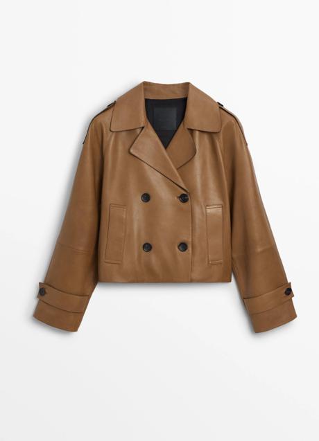 Chaqueta de cuero de Massimo Dutti (299 euros)