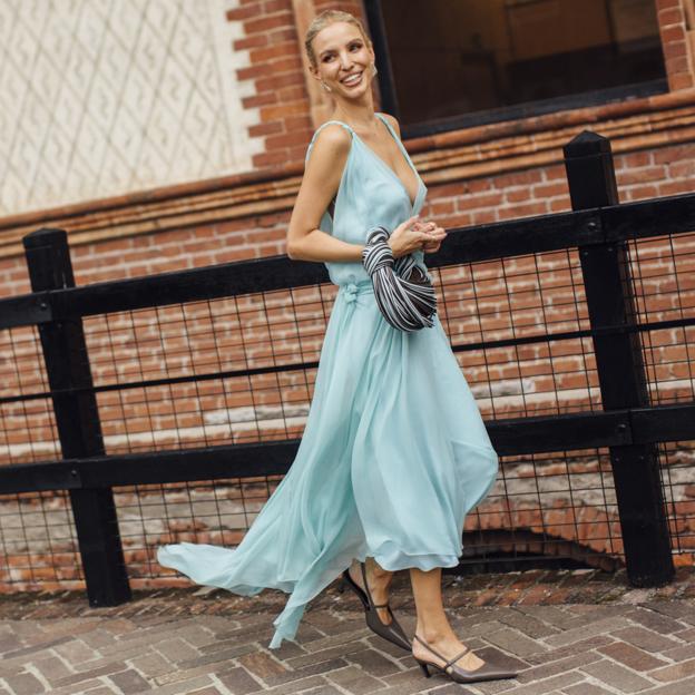 7 zapatos planos que están permitidos en tus looks de invitada