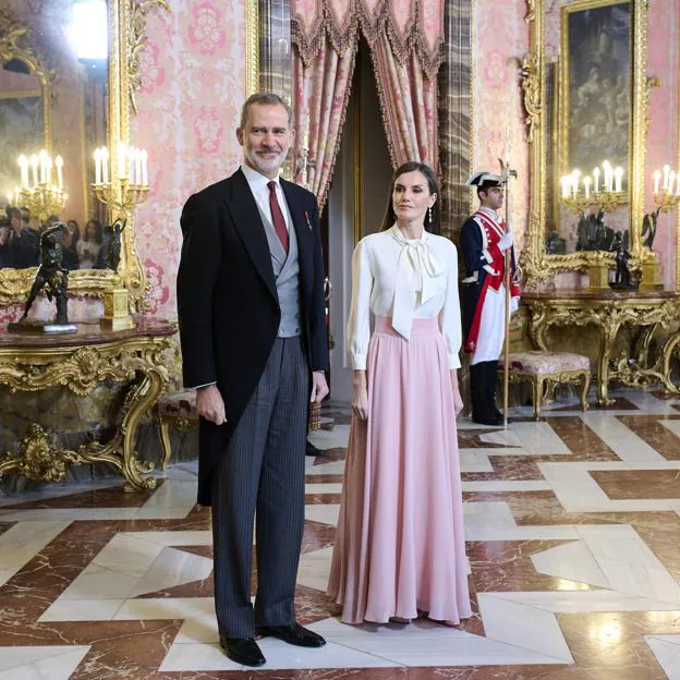 Los reyes Felipe y Letizia, en una foto reciente en el Palacio Real. 