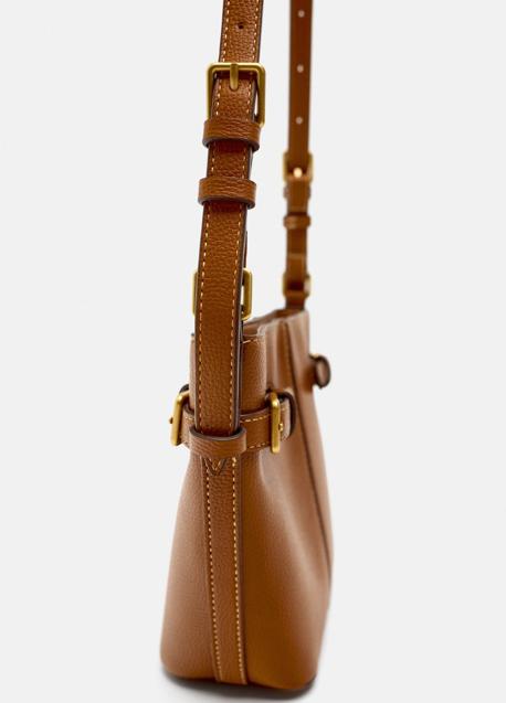 Bolso marrón de Zara (22,99 euros)