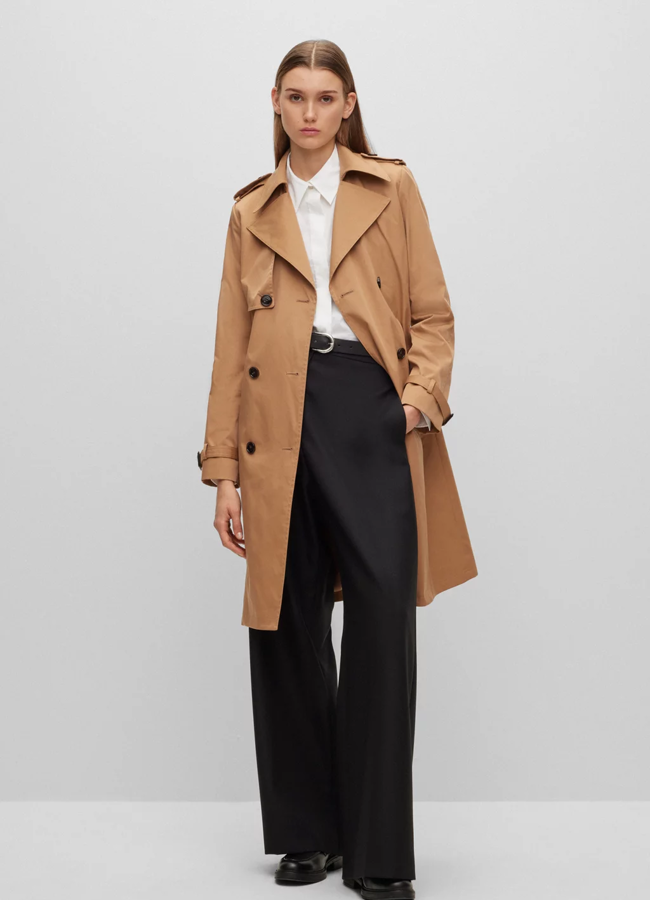 Gabardina clásica de Hugo Boss, 399 euros.