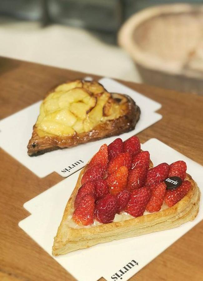 Los corazones de hojaldre con fruta son la propuesta para el Día de los enamorados en Turris. /DR