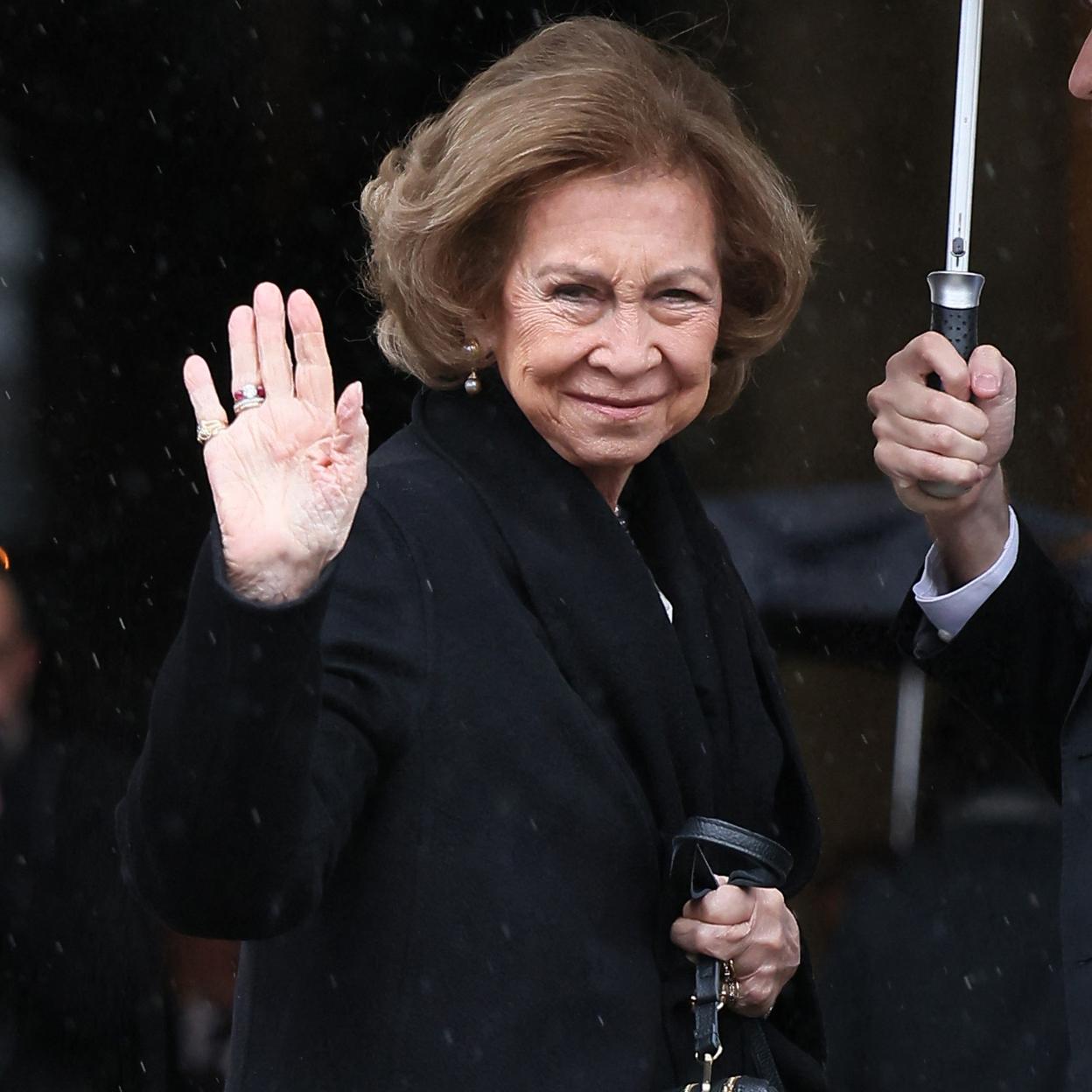 La reina Sofía en el funeral de Vittorio Emanuele de Saboya./gtres