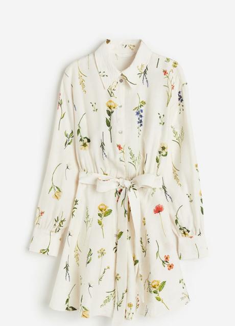 Vestido con estampado de flores de H&M (25,99 euros)